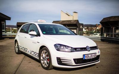 Golf seitlich von vorne 400x250px